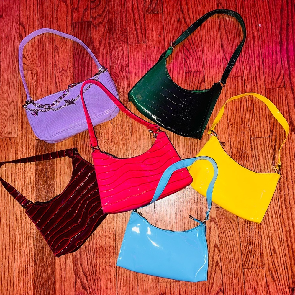 6 Shoulder Bags for $26